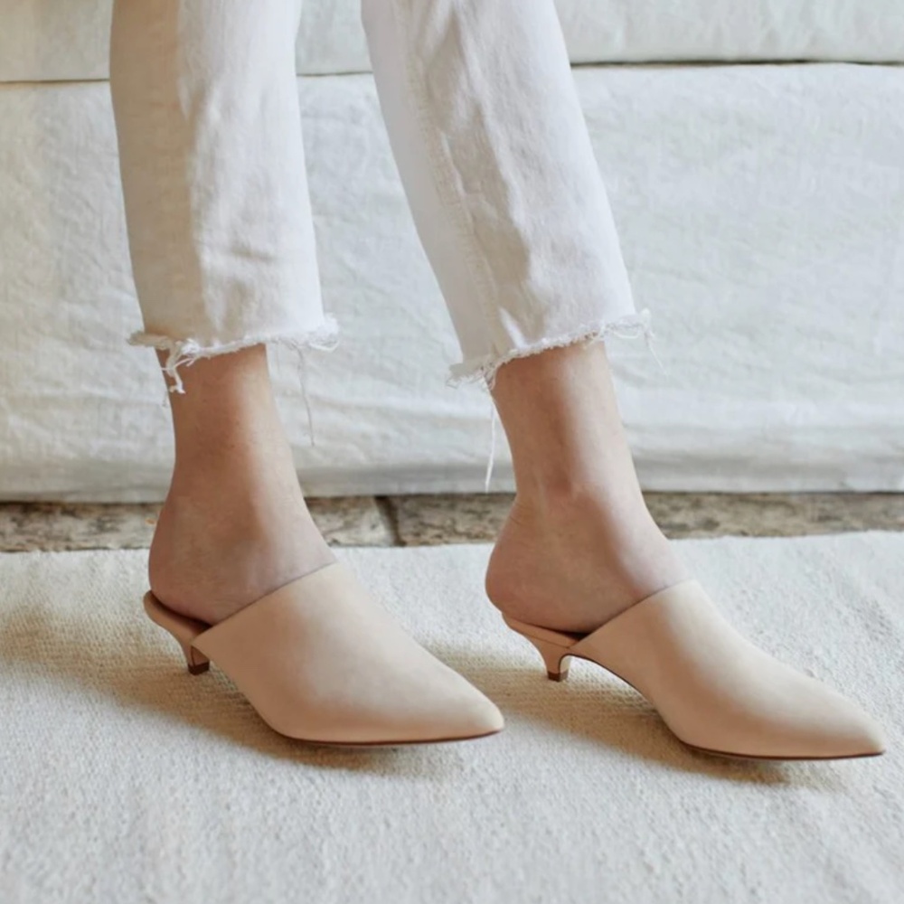 Jenni Kayne Oiled Leather Kitten Heel Mule - Color: Natural, size 10